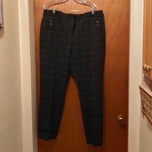 NWT Black and gold check Tahari polyester blend pants